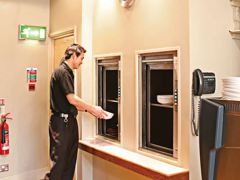 bao gia thang may tai thuc pham