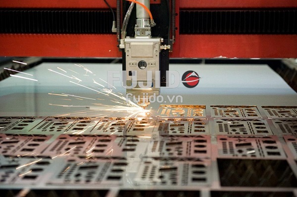 cat laser kim loai gia re ha noi 6 1