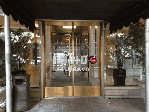 cau tao va uu diem cua cua kinh thuy luc21