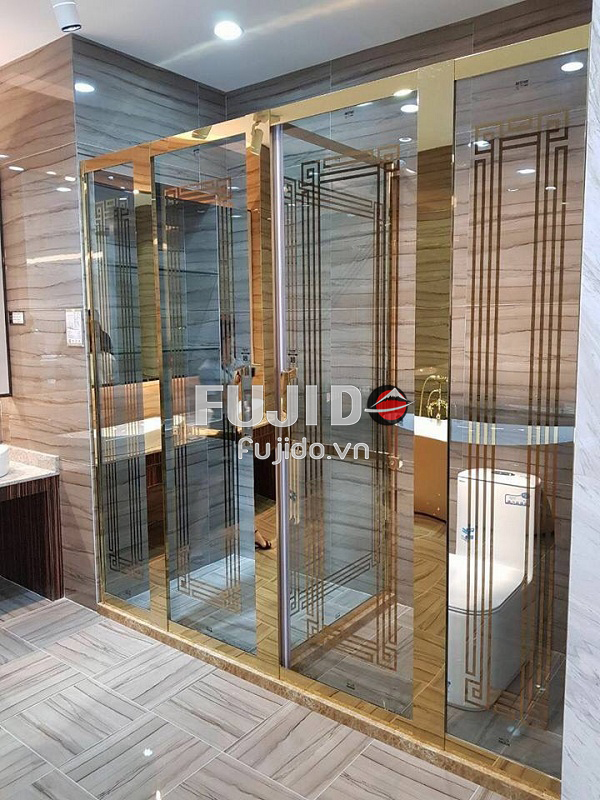 cua thuy luc khung inox vang guong 2 1