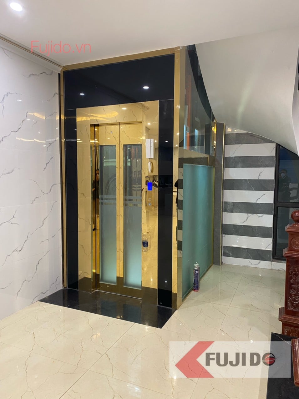 lap dat thang may hoang mai201 1