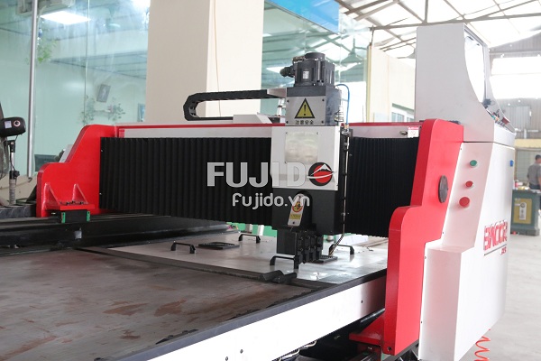 may v cutting bao inox4 1