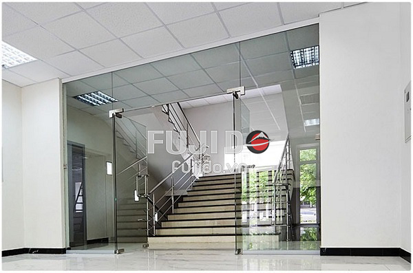 tim hieu ly do ten goi cua cua kinh thuy luc21