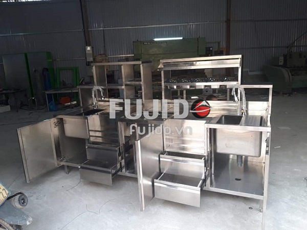 ung dung cua inox va loai nao chuyen dung de gia cong co khi 11 1