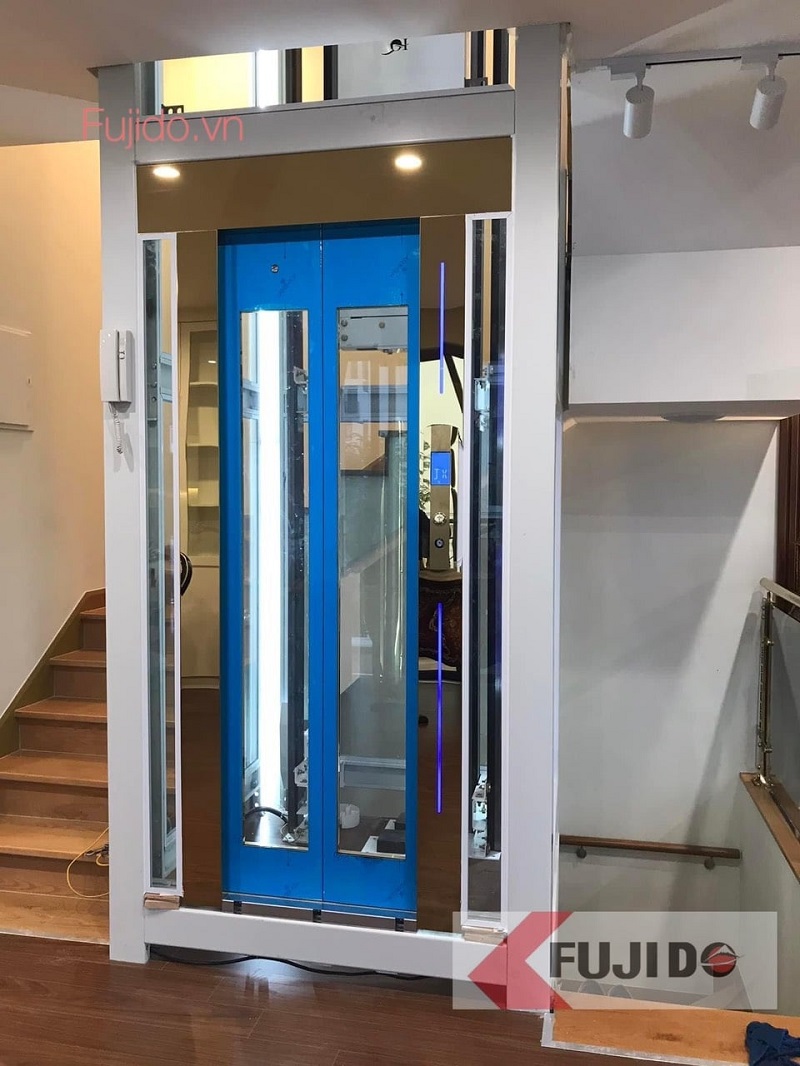 Giá thang máy gia đình cho nhà ống hiện nay bao nhiêu?