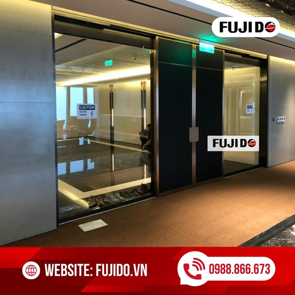 revolving autodoor fujido giai phap toi uu cho cong trinh chuyen nghiep 3