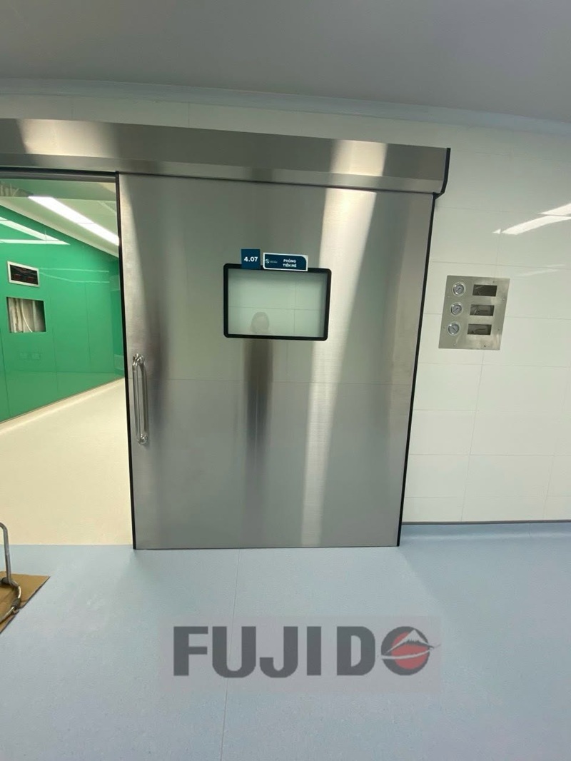 Cửa phòng mổ Fujido đáp ứng những tiêu chuẩn khắt khe của ngành y tế 1 cua phong mo fujido dap ung nhung tieu chuan khat khe cua nganh y te 1