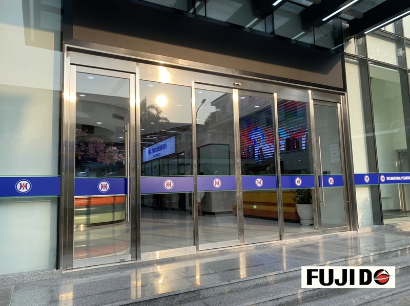 cong ty san xuat cua inox fujido giai phap cua inox ben dep cho nhieu cong trinh 1