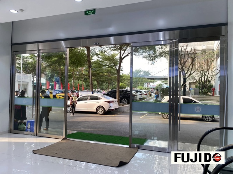 cong ty san xuat cua inox fujido giai phap cua inox ben dep cho nhieu cong trinh 3